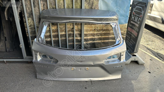 TOYOTA COROLLA CROSS BAGAJ KAPAĞI ORJİNAL ÇIKMA