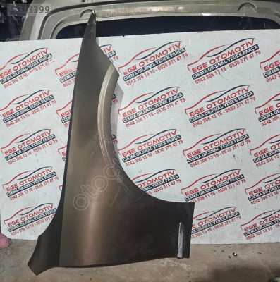 VOLVO XC90 BEJ RENK SAĞ ÖN ÇAMURLUK ORJINAL BOYASIZ