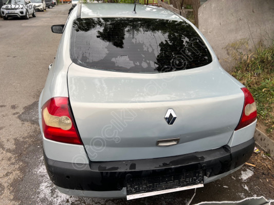 RENAULT MEGANE 2 BAĞAJ KAPAĞI
