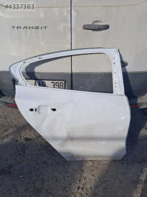 2019-23 FORD FOCUS SAĞ ARKA KAPI ÇIKMA ORJİNAL