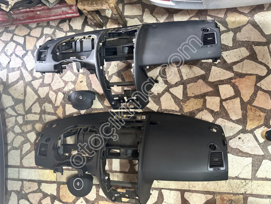 Reno Megane 2 Ön Göğüs Komple Çıkma