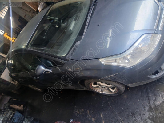2009 model Citroen c4 sağ arka kapı