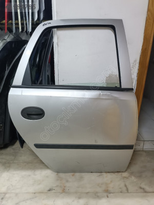 Meriva B sağ arka kapı dolu çıkma orjinal