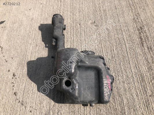 MERCEDES C SERİ W204 E SERİ W212 SİLECEK SU DEPOSU 2048600760