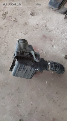 Chrysler 300C çıkma orijinal hava filtre kazanı