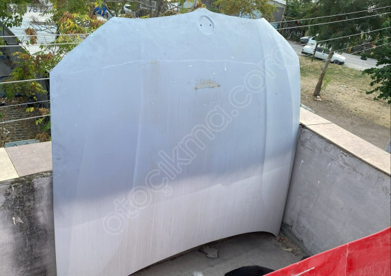 BMW G20 MOTOR KAPUTU