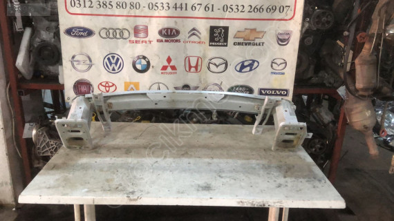 2017-2021 FORD TRANSİT COURİER ÖN TAMPON DEMİRİ
