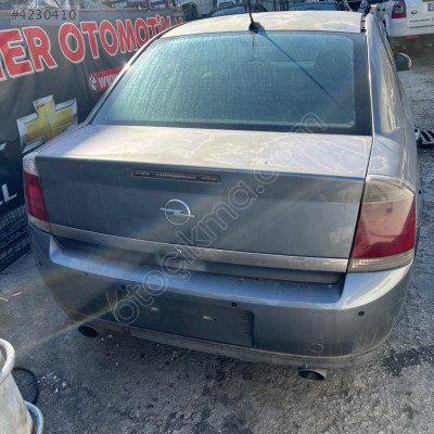 OPEL VECTRA C “ ARKA BAGAJ KAPAĞI “ HATASIZ