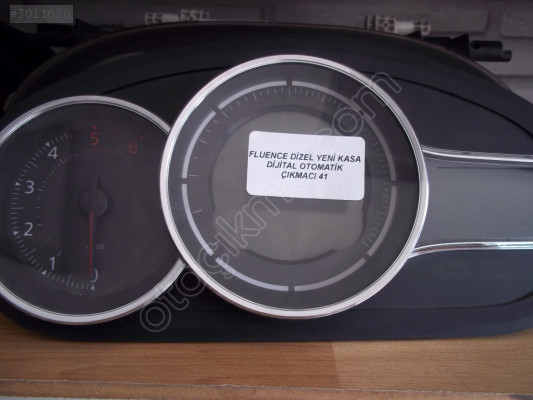 RENAULT FLUENCE  DİJİTAL 1.5 GÖSTERGE SAATİ