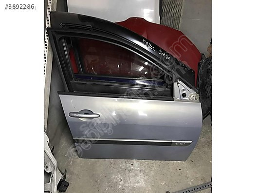 RENAULT MEGANE 2 SAĞ ON KAPI ÇIKMA ORİJİNAL HATASİZ GRİ