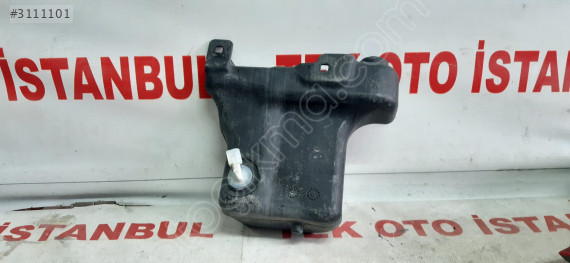 Mercedes VİTO 447 CAM YIKAMA DEPOSU