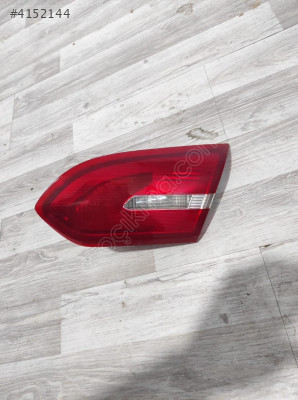 FORD FOCUS 3 SAĞ İÇ STOP