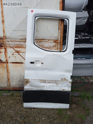 DFSK C32 Çift Kabin Sağ Arka Kapı - Oto Çıkma Parçaları