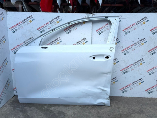 Audi a3 sol ön kapı (az hasarlı) 2021 2025