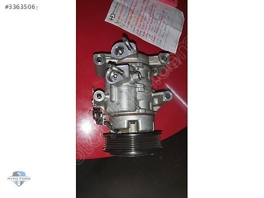 Ford Courier Çıkma Klima Kompresörü