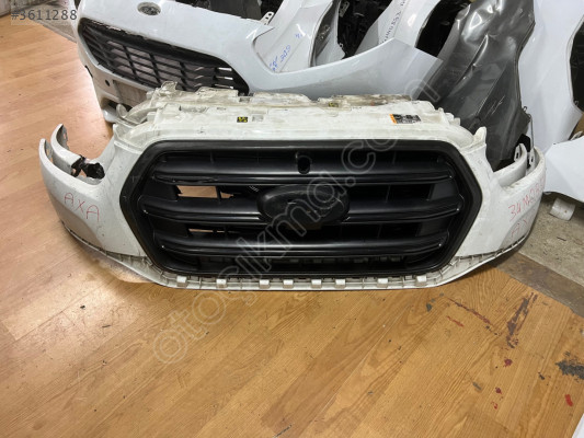 Ford transit ön tampon üst panjur