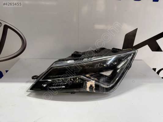 SEAT LEON MAKYAJLI SOL FAR ORİJİNAL ÇIKMA