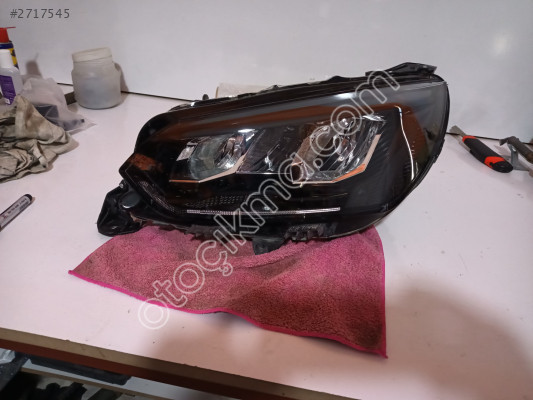 Peugeot 2008 sol far LED