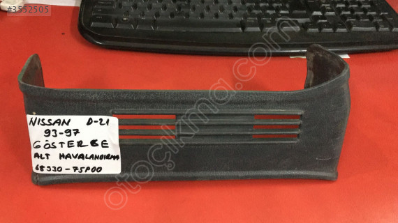NİSSAN D21 93-97 GÖSTERGE ALT HAVALANDIRMA 68930-75P00