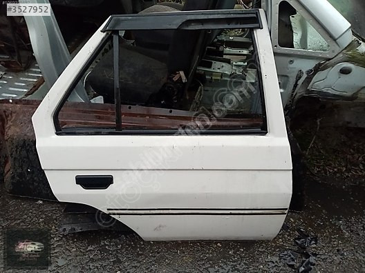 Skoda Favorit 94 model sağ arka kapı orjinal çıkma