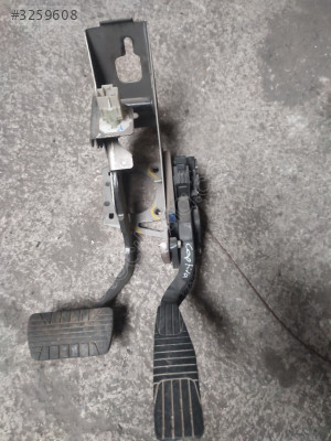 Chevrolet Captiva pedal takımı