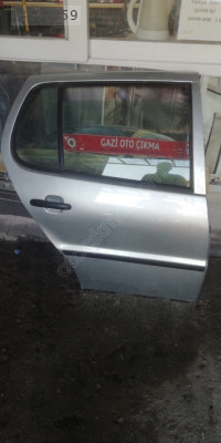 Nissan micra sag arka kapı çıkma orjinal