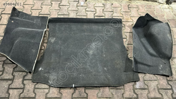 FORD FOCUS 1 SEDAN ARKA BAĞAJ HALISI VE YAN KAPLAMALAR