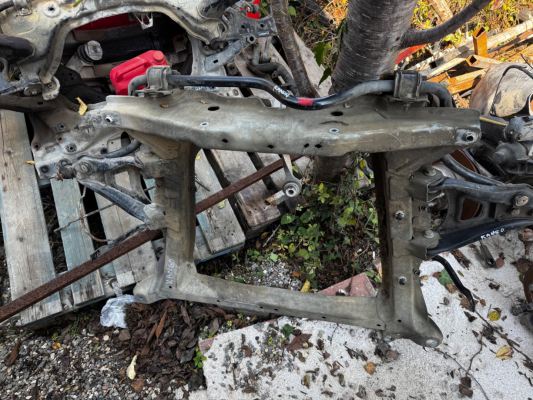 Renault Kango Travers Motor Alt Beşik