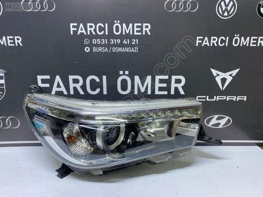 TOYOTA HİLUX 2015-18 SAĞ ÖN FAR ORJİNAL LEDLİ MERCEKLİ