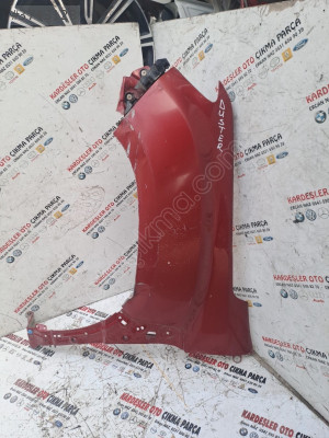 Dacia Dastır sol ön çamurluk (az hasarlı ürün)