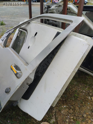 Berlingo orta kapı sol