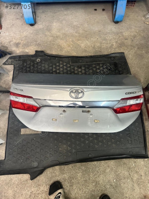 TOYATA COROLLA  ÇIKMA BAGAJ KAPAĞI