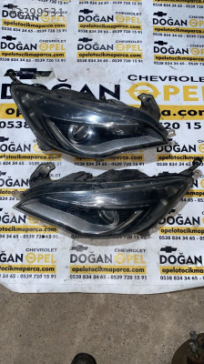 Opel Astra J Cosmo Xenon Ön far GM Sağ Sol
