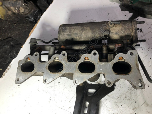 Hyundai Coupe Elantra 2.0 2002-2006 Emme Manifoldu