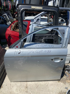 OPEL CORSA F - ORJİNAL ÇIKMA SOL ÖN KAPI