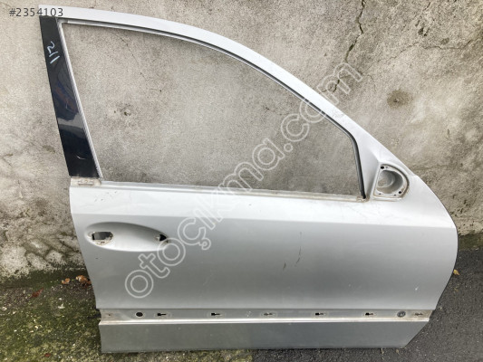 Mercedes W211 Sağ Ön Kapı