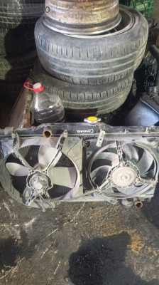 Toyota Corona Radyatör orj çıkma