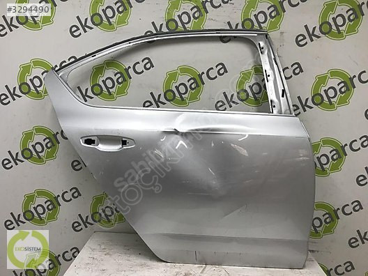 SKODA OCTAVİA 2013 2020 SAĞ ARKA KAPI 5E5833052