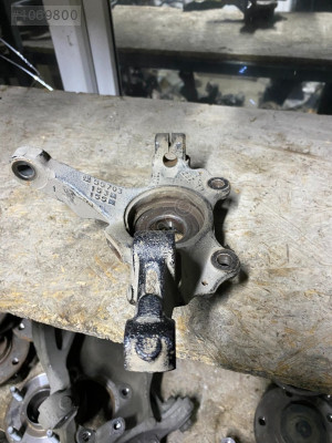 OPEL CORSA D SAĞ ÖN TAŞIYICI - 55703153