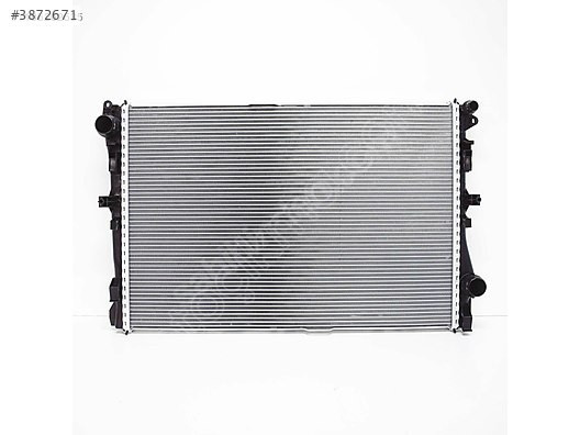 MERCEDES C SERİSİ W205 /C180 C200 SU RADYATÖRÜ A0995001703