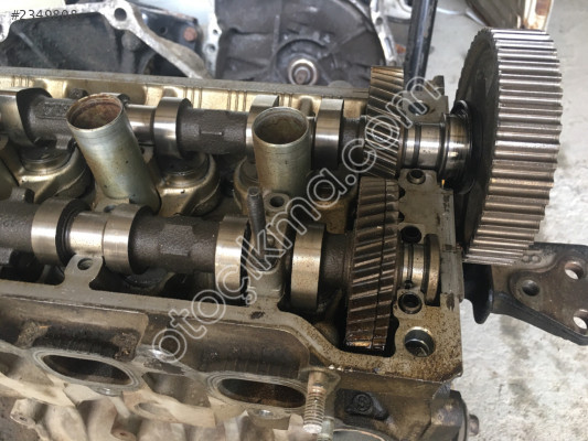 Toyota corolla silindir kapagı Ae101 93.2000