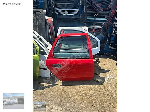 OTO CEMDEN ÇIKMA OPEL VECTRA A SAĞ ARKA KAPI