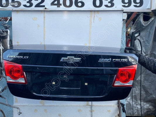 chevrolet cruze arka bagaj kapağı çıkma orjinal