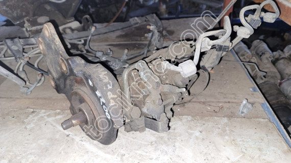Mazda e2200 mazot pompası