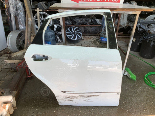 Fiat linea sağ arka kapı