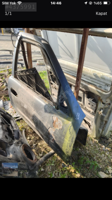 Kia sephia sag ön kapı