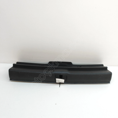 8V4863471F ORJNAL BAGAJ KİLİT KORUMA PANELİ AUDI A3 20132022