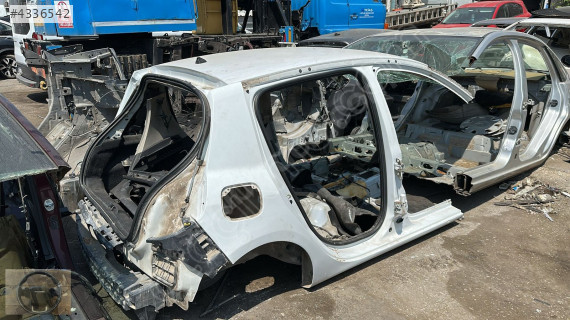 RENAULT CLİO 3 TAVAN ARKA ÇAMURLUK KOMPLE BURSA MG