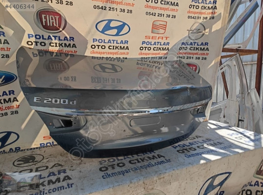 Mercedes bagaj kapağı