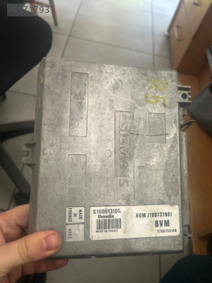 Renault 19 motor beyni